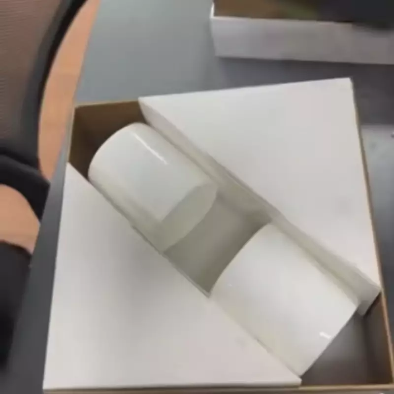 Ultra-thin corrugated airplane box with single-sided black printing - GooinPack